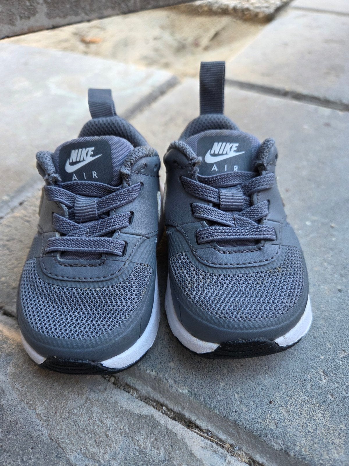 Nike Air babyschoenen maat 18,5 - Zo goed als nieuw, Kinderen en Baby's, Kinderkleding | Overige, Ophalen of Verzenden, Zo goed als nieuw