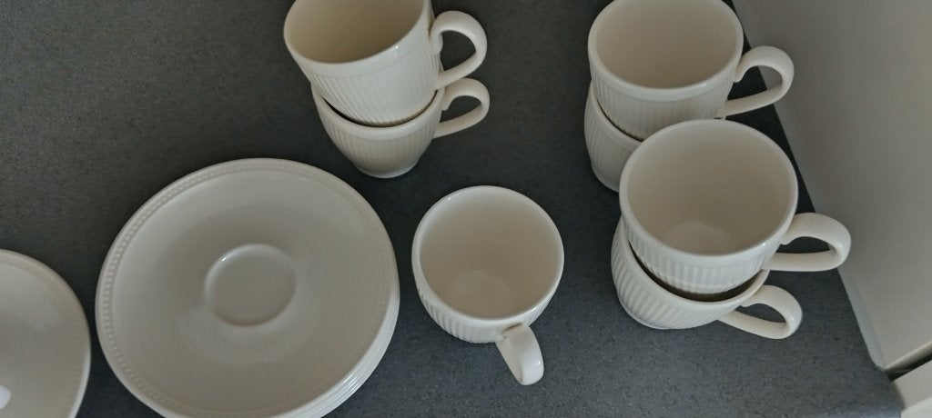 wedgwood windsor 8 kop en schotels, Ophalen of Verzenden, Zo goed als nieuw, Porselein, Overige typen