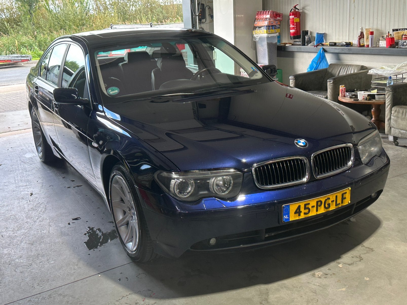 BMW 7-Serie 3.6 I 735 AUT 2004 Blauw, Automaat, Achterwielaandrijving, 8 cilinders, Blauw