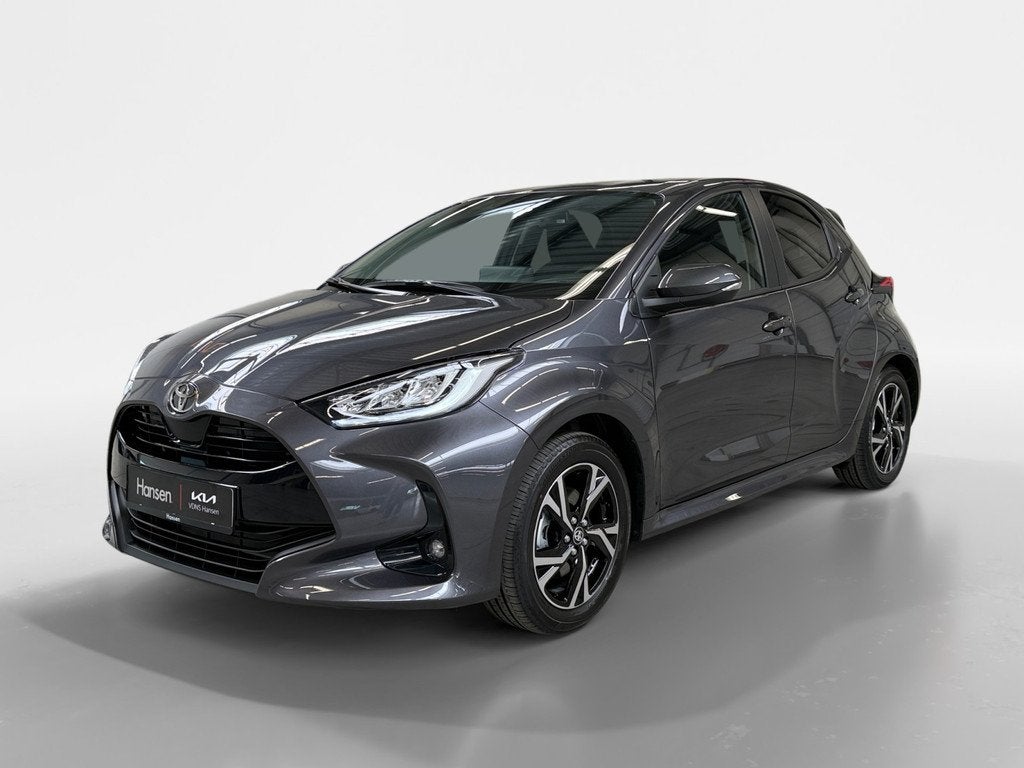 Toyota Yaris 1.5 Hybrid 115 Dynamic, 12 maanden, Gebruikt, 23 km/l, Origineel Nederlands