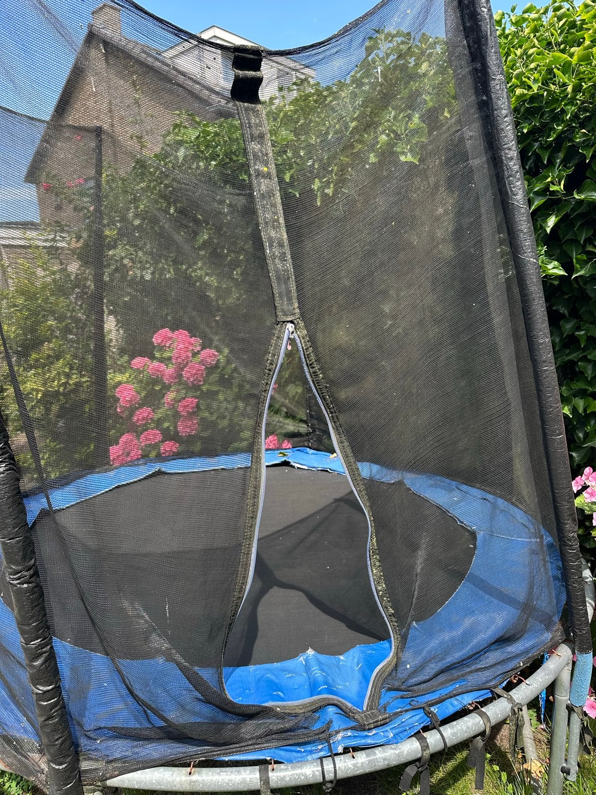 Gebruikte trampoline met veiligheidsnet, Ophalen, Gebruikt