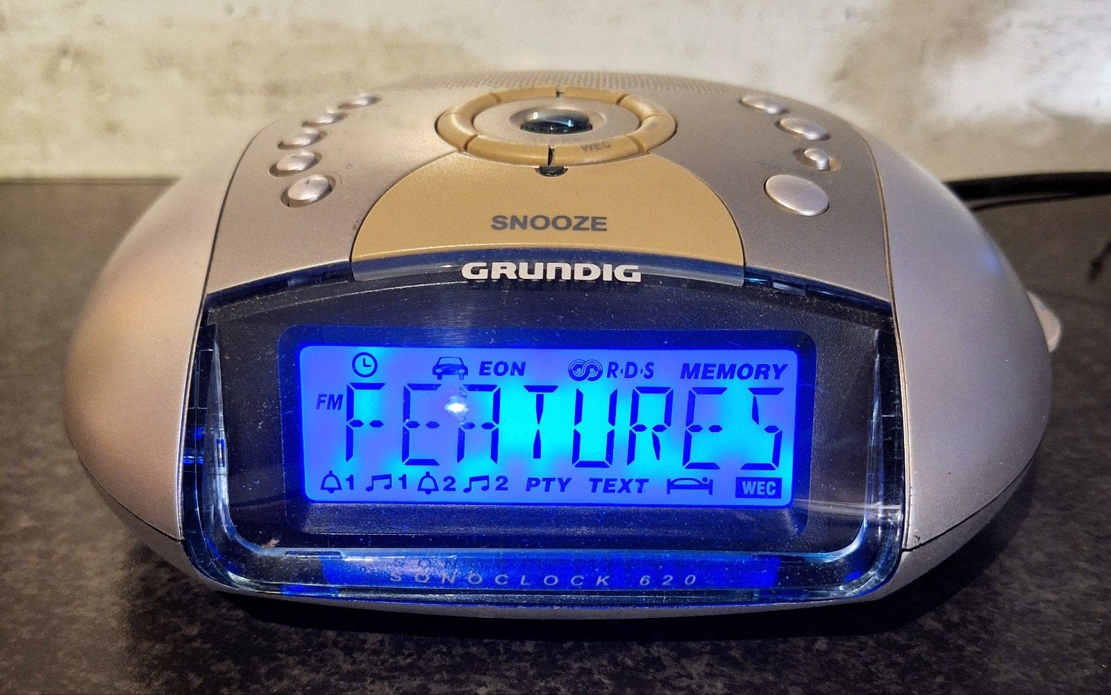Grundig Sonoclock 620 wekkerradio, Ophalen of Verzenden