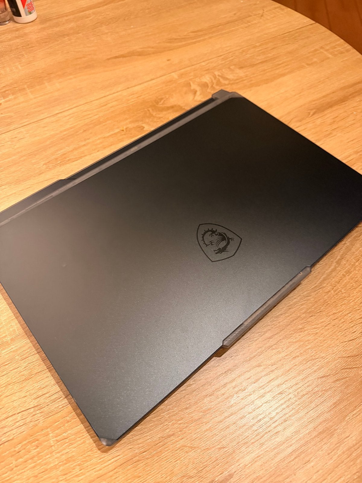 Foto 3 van MSI Cyborg 15 A13VE-1830NL - Gaming Laptop - i7, RTX 4050