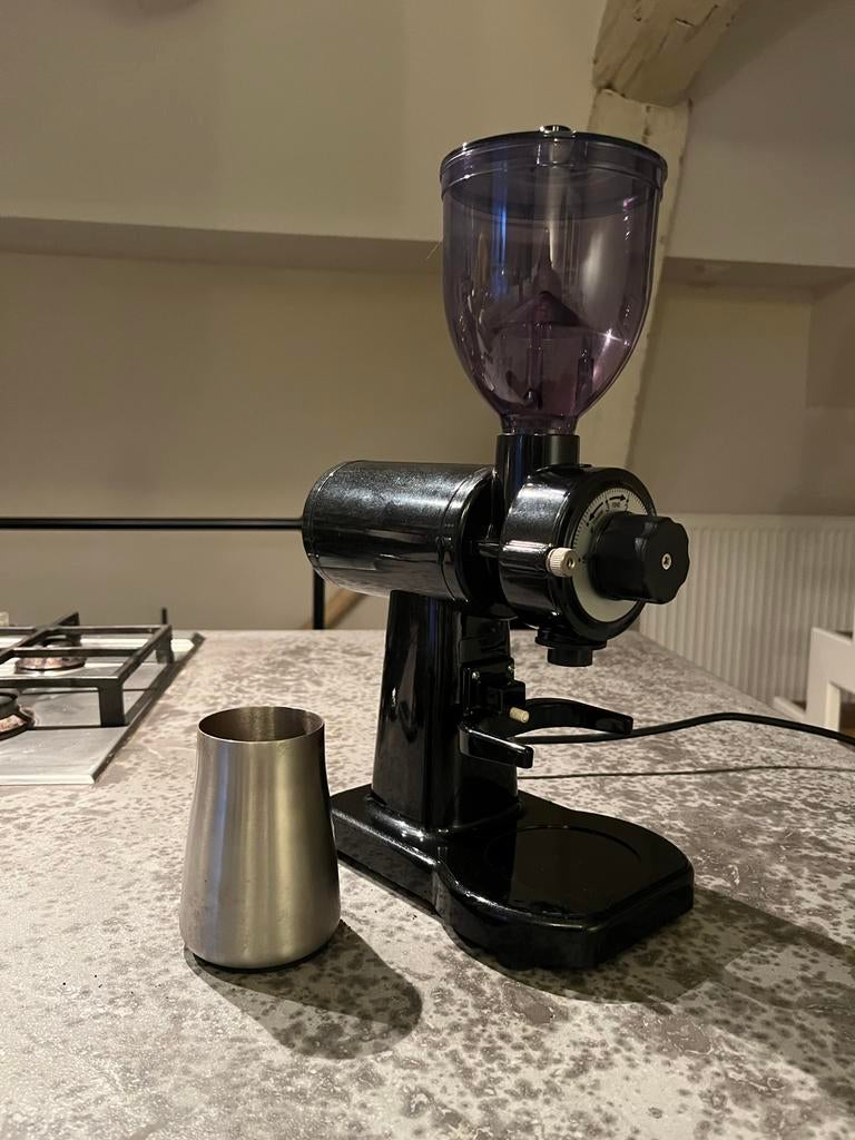 XEOLEO  Coffee grinder, Ophalen of Verzenden, Zo goed als nieuw