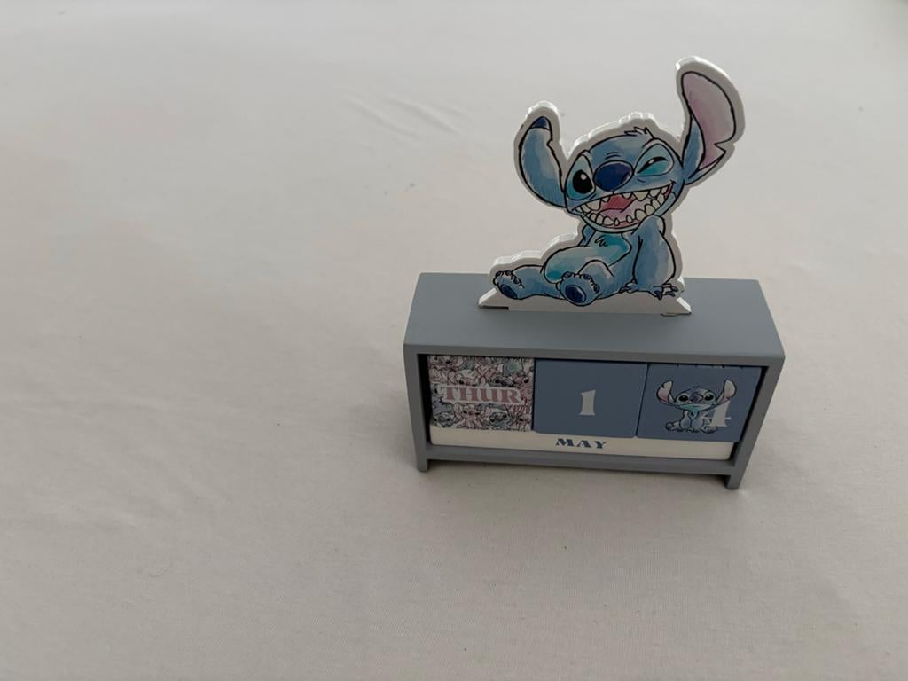 Stich dag-maand-datum planner, Ophalen of Verzenden, Overige figuren, Zo goed als nieuw
