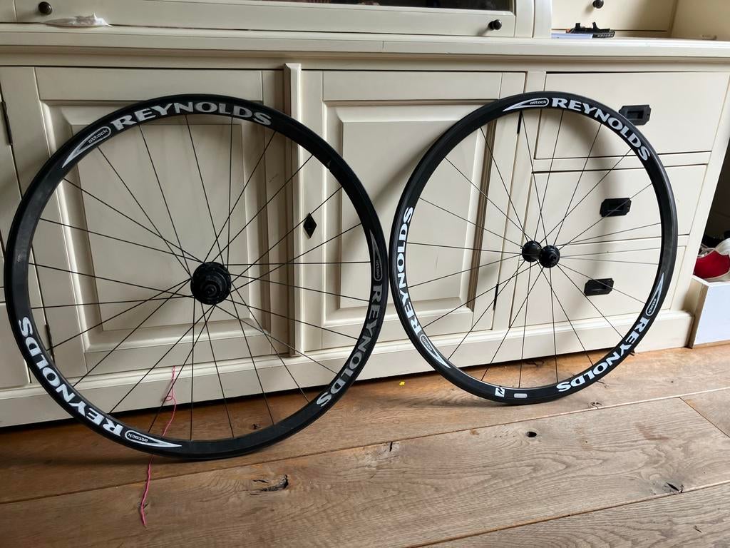 Setje Reynolds racefiets wielen, Fietsen en Brommers, Fietsonderdelen, Wiel, Ophalen of Verzenden, Zo goed als nieuw, Racefiets