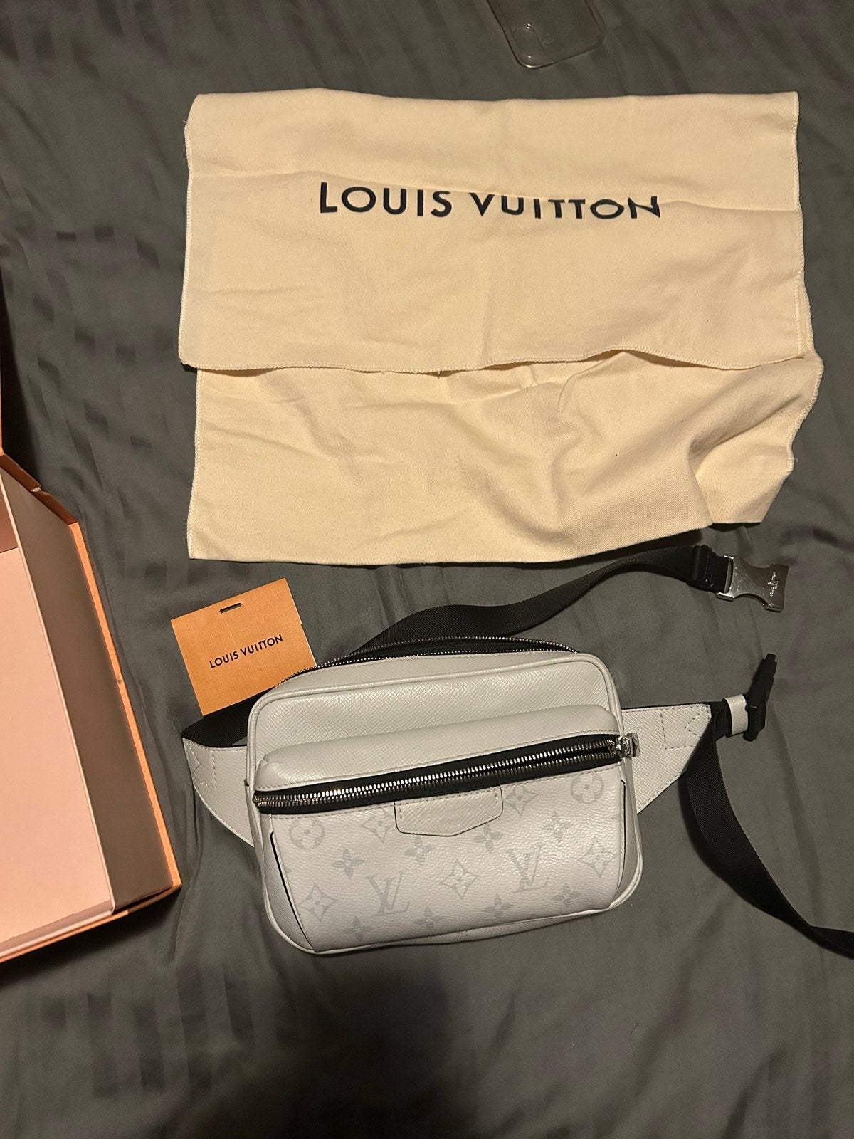 Louis Vuitton Outdoor Bumbag Monogram Pastel Wit, Sieraden, Tassen en Uiterlijk, Tassen | Damestassen, Ophalen of Verzenden, Zo goed als nieuw