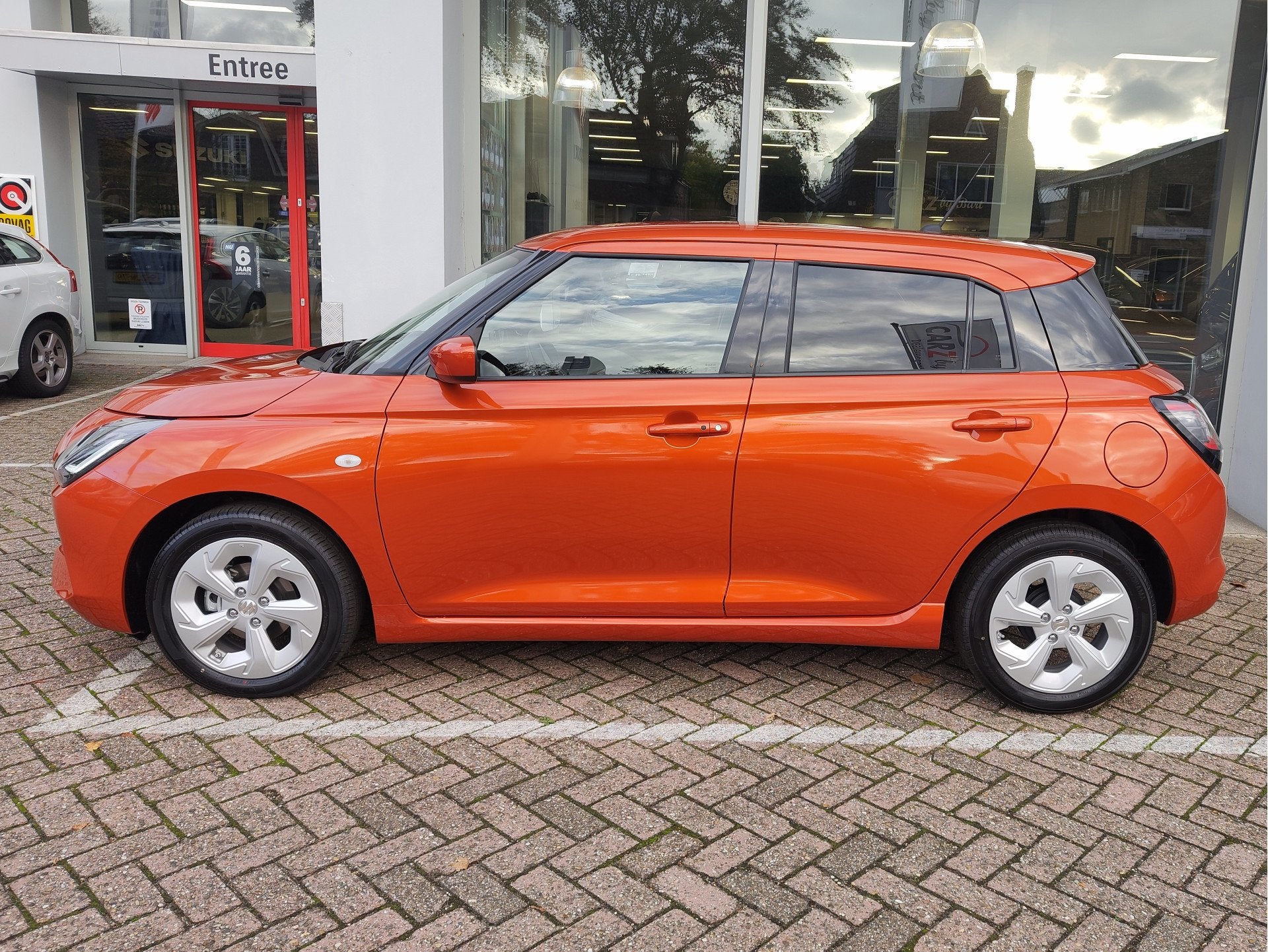 Suzuki Swift 1.2 SELECT SMART HYBRID Direct Leverbaar | Tot, Auto's, Voorwielaandrijving, 12 maanden, Stof, Zwart