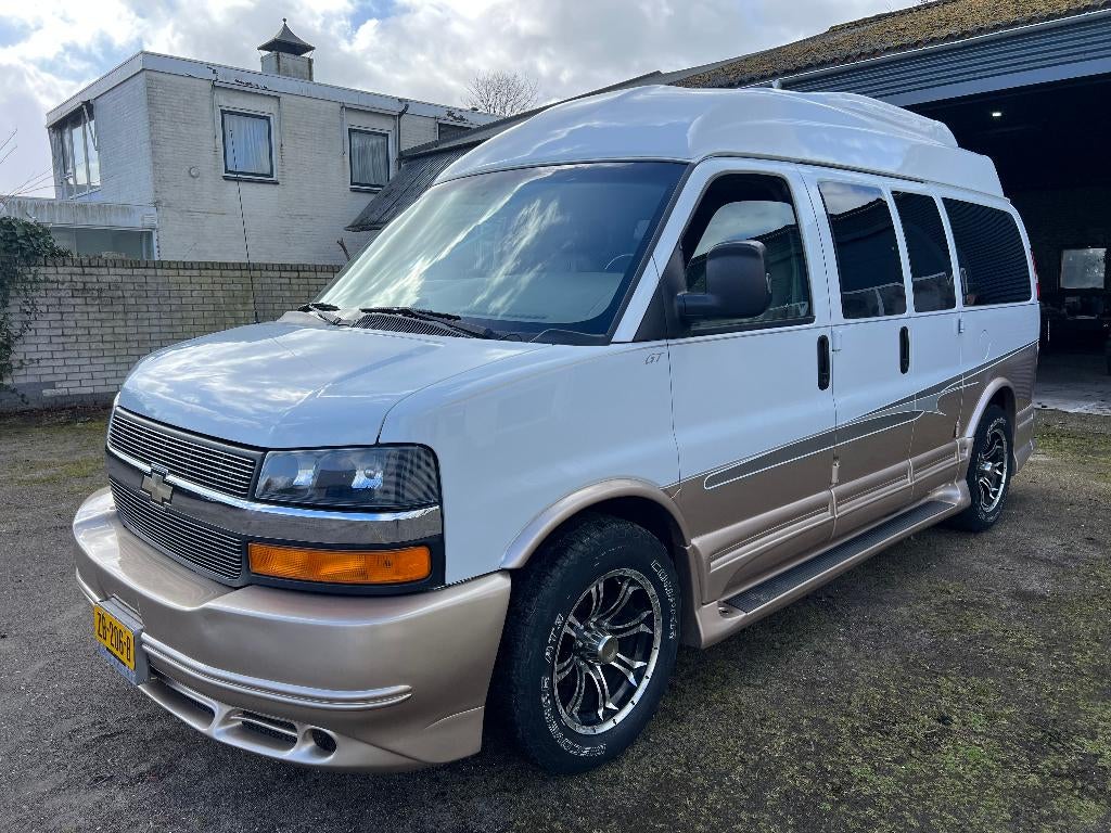 Chevy Gmc Express 5.3 Vortec 2007 camper kenteken lpg 100ml, Chemisch toilet, Tot en met 2, Particulier, Achteruitrijcamera