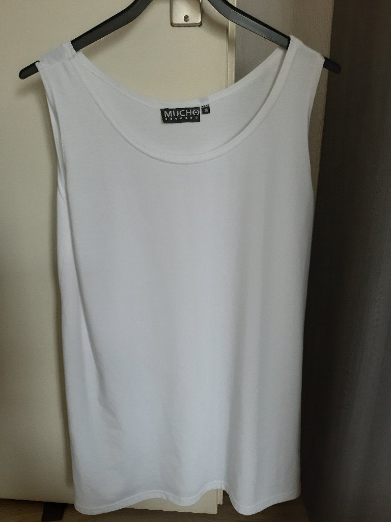 ZGAN tweedelige set: hemd met shirt. (maat: M), Maat 38/40 (M), Wit, Ophalen of Verzenden, Zo goed als nieuw