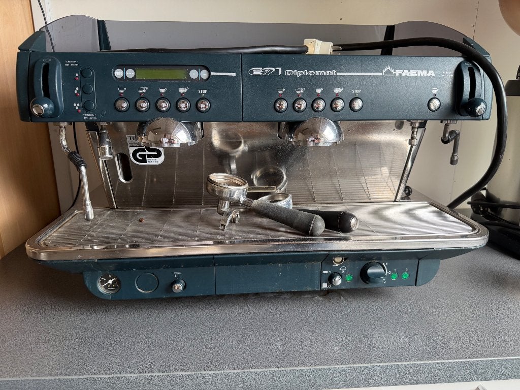 Faema E91 Diplomat, Ophalen, Gebruikt, Espresso apparaat, 10 kopjes of meer