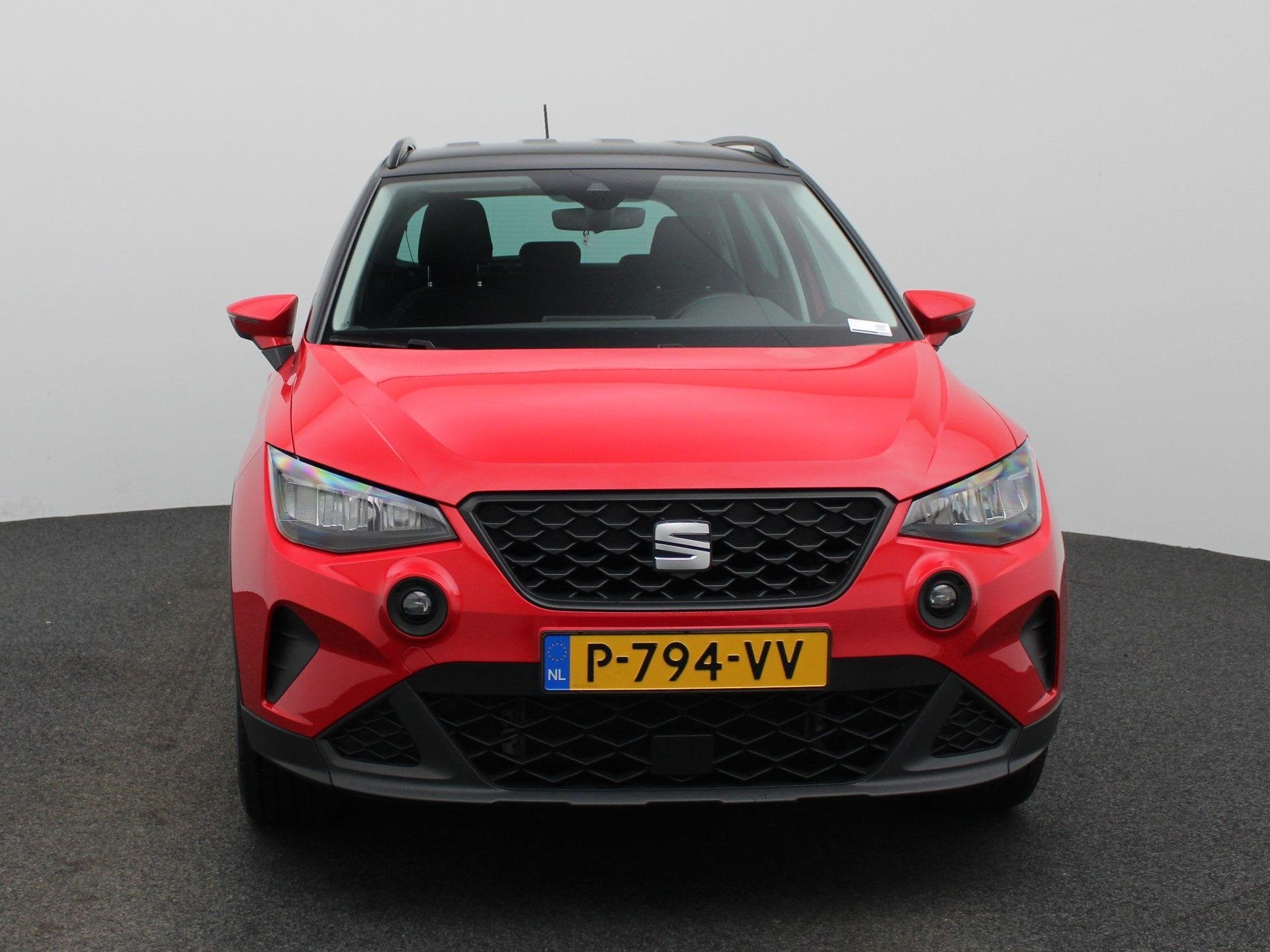 SEAT Arona 1.0 TSI Style Business Intense | Apple Carplay /, Auto's, 12 maanden, Stof, Gebruikt, 49 €/maand