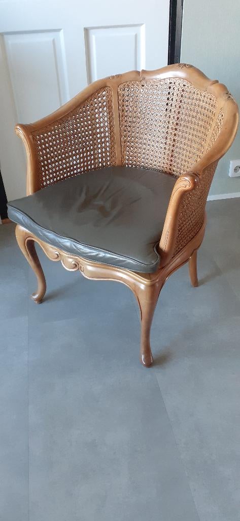 Louis XV-stijl fauteuil, Huis en Inrichting, Fauteuils, Gebruikt, Hout, Leer, Riet of Rotan, 50 tot 75 cm, Minder dan 75 cm, Ophalen