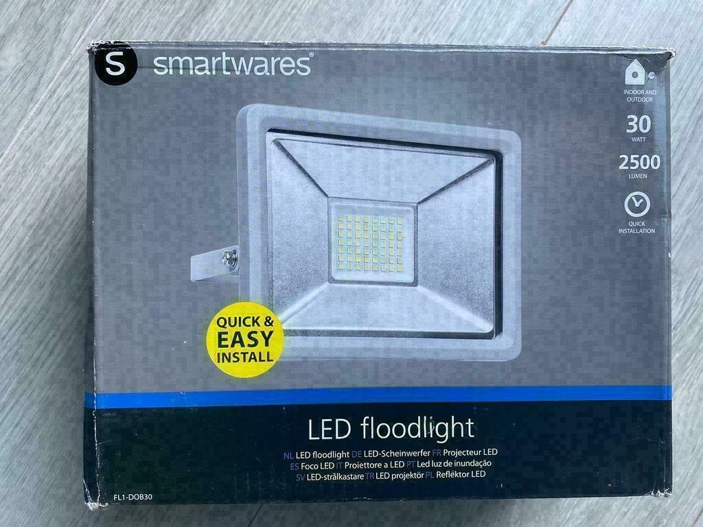 Smartwares LED spotlight 30 W nieuw in verpakking, Ophalen of Verzenden, Nieuw