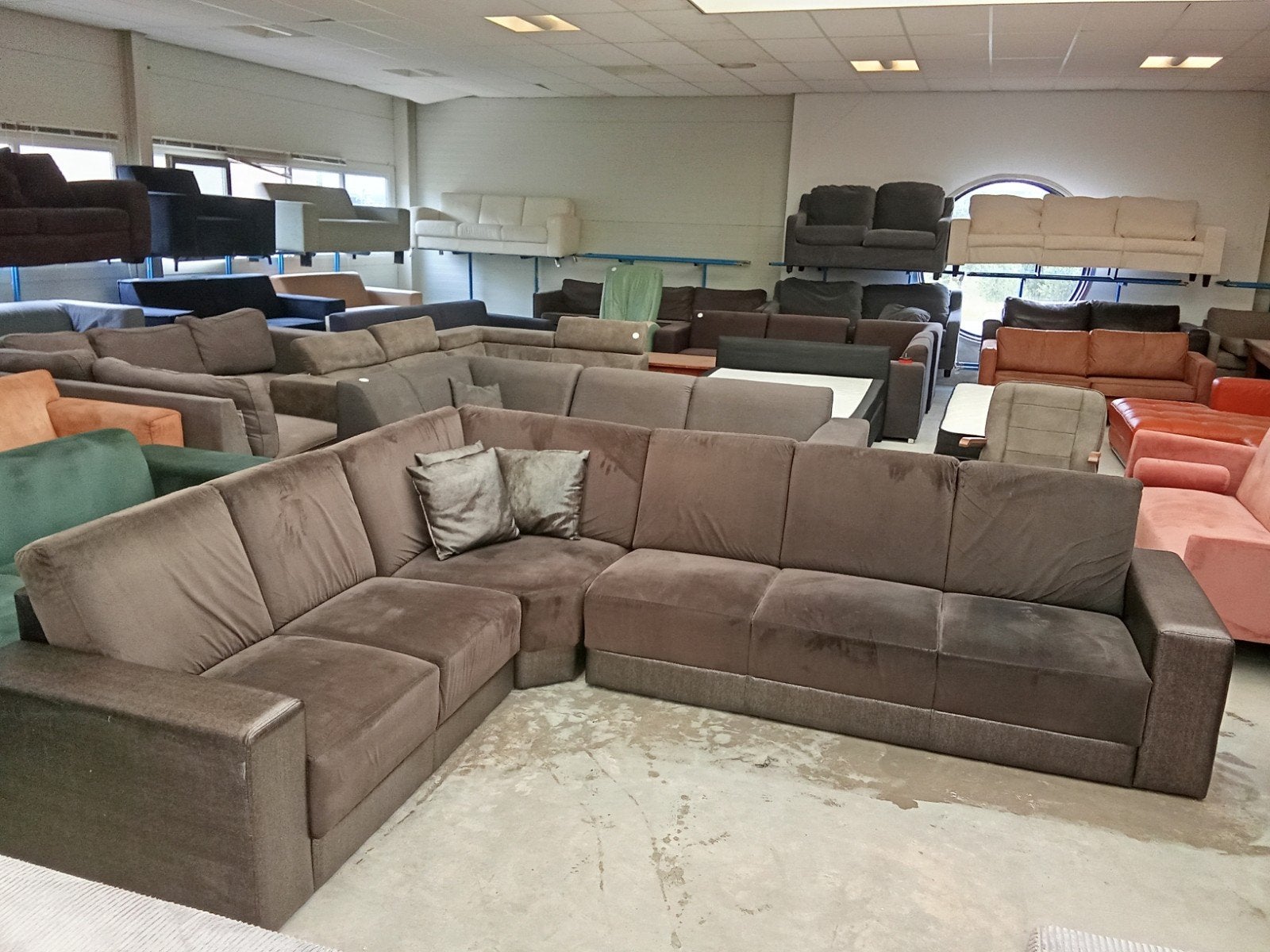 Hoekbank 310x240cm nette staat gereinigd, ., Hoekbank, 300 cm of meer, Ophalen of Verzenden