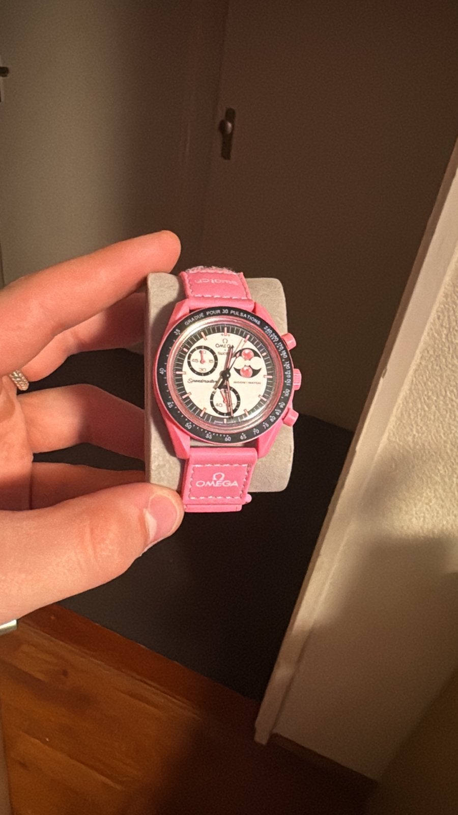 Swatch x Omega Moonswatch Mission to Venus Roze Horloge, Kunststof, Verzenden, Polshorloge, Swatch
