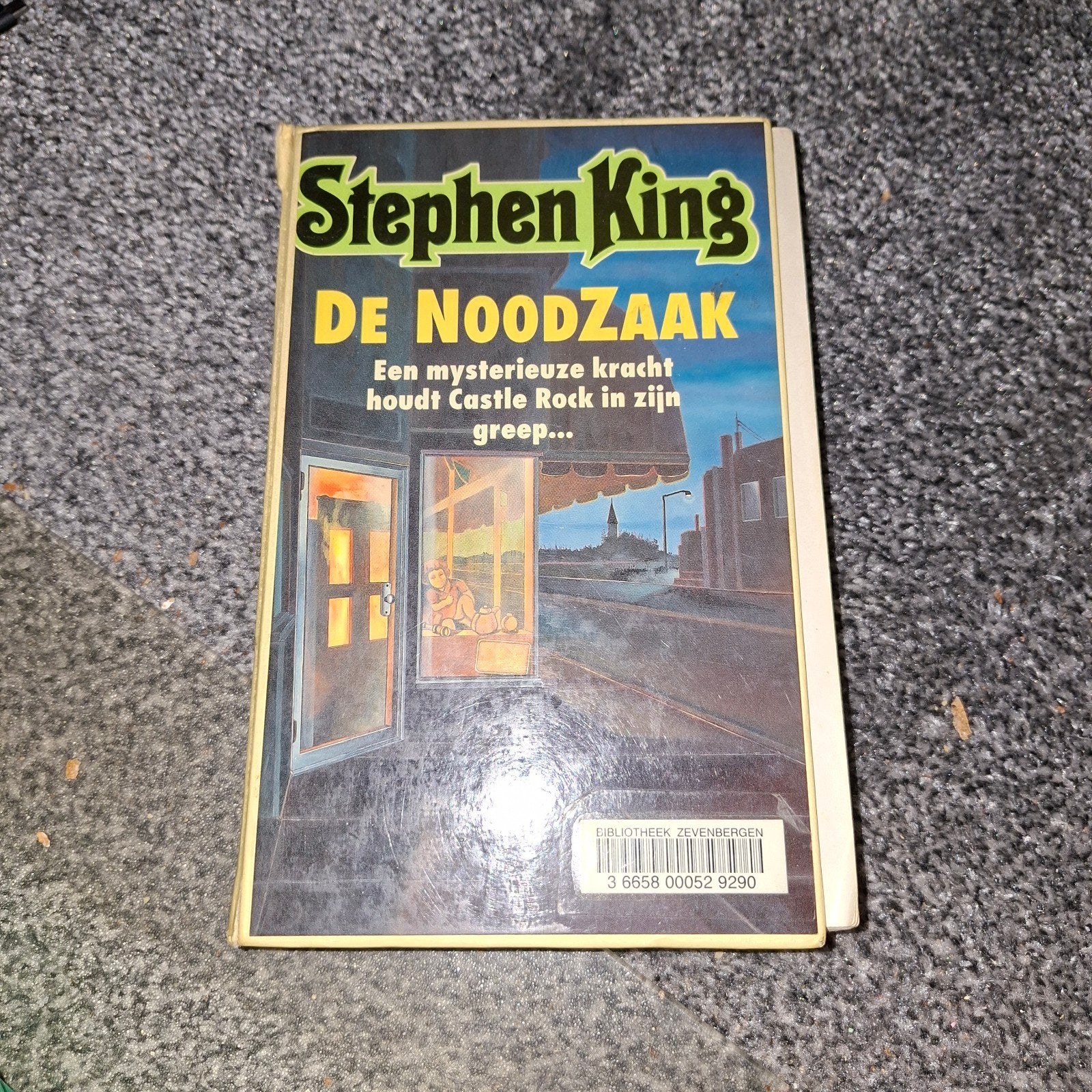 Stephen King - De Noodzaak (Paperback), Boeken, Romans, Gelezen, Amerika, Ophalen