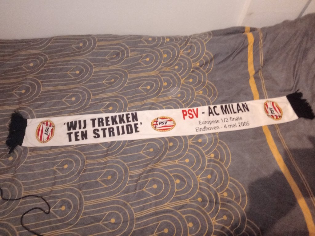 PSV - AC Milan (4 mei 2005) sjaal, Ophalen of Verzenden, Gebruikt, PSV, Vaantje of Sjaal