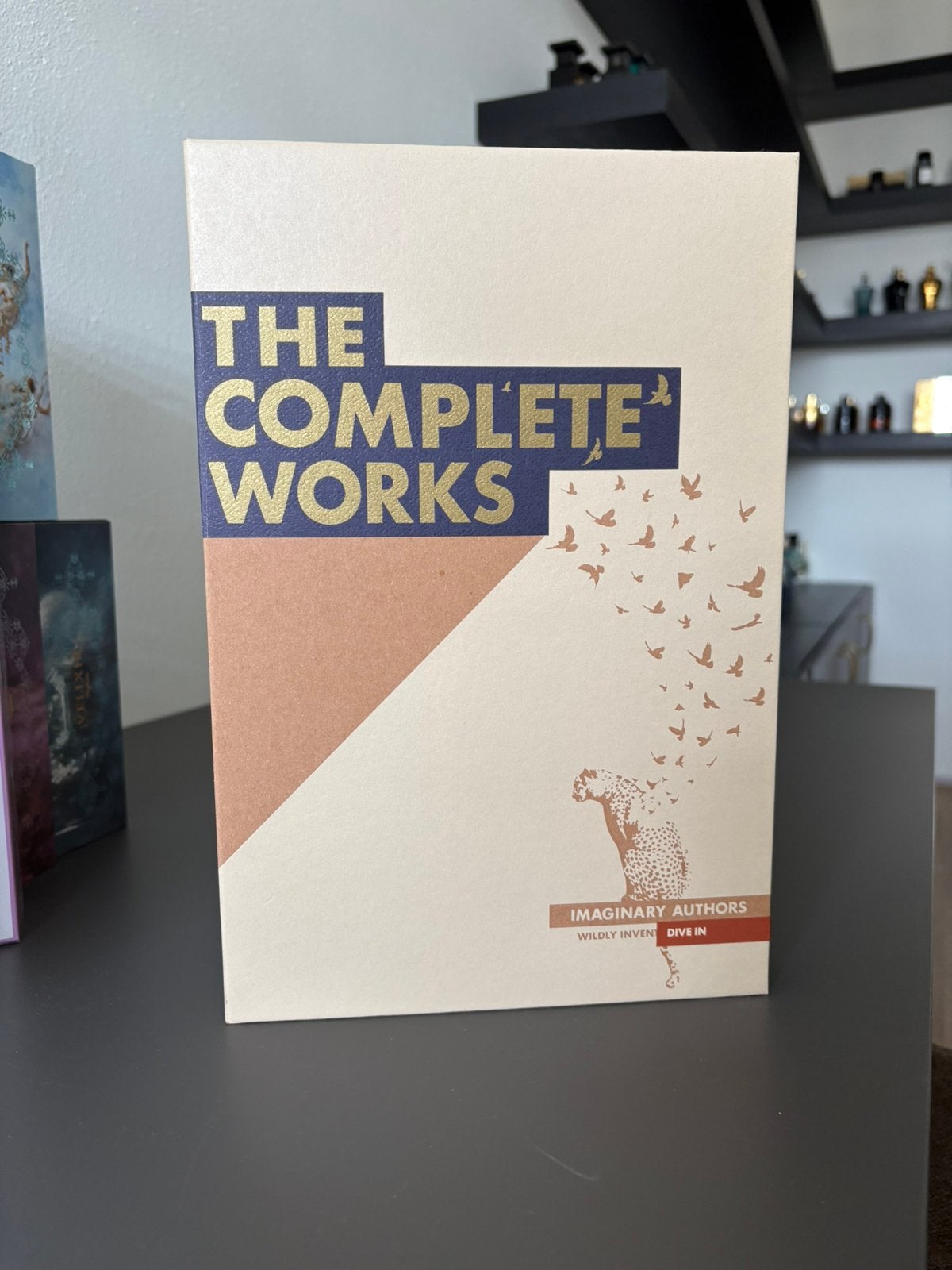 Imaginary Authors - The Complete Works Sample Set, Ophalen of Verzenden, Zo goed als nieuw, Proef of Tester, Gevuld