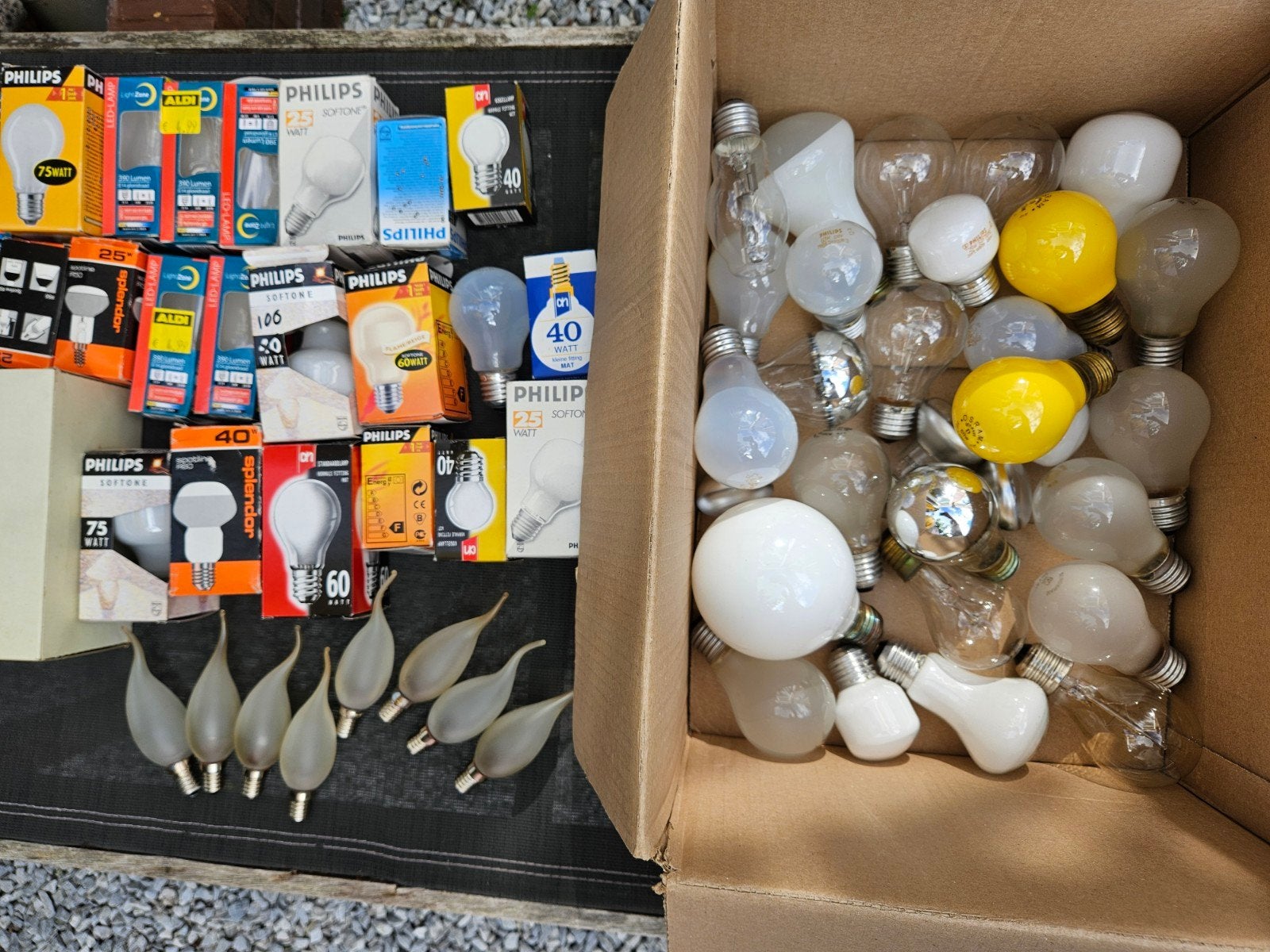 Partij van circa 60 traditionele gloeilampen, Gebruikt, Philips, Glas, E27 (groot)