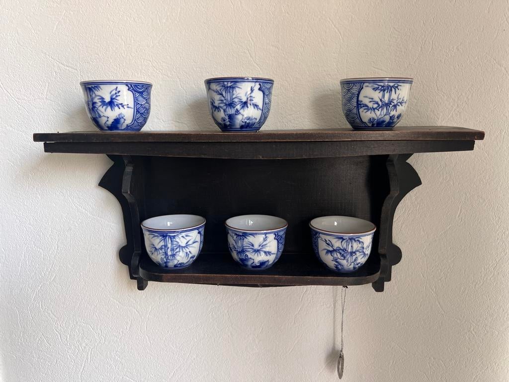 Wandrek met 6 Delfts blauwe bekertjes, Ophalen of Verzenden, Zo goed als nieuw
