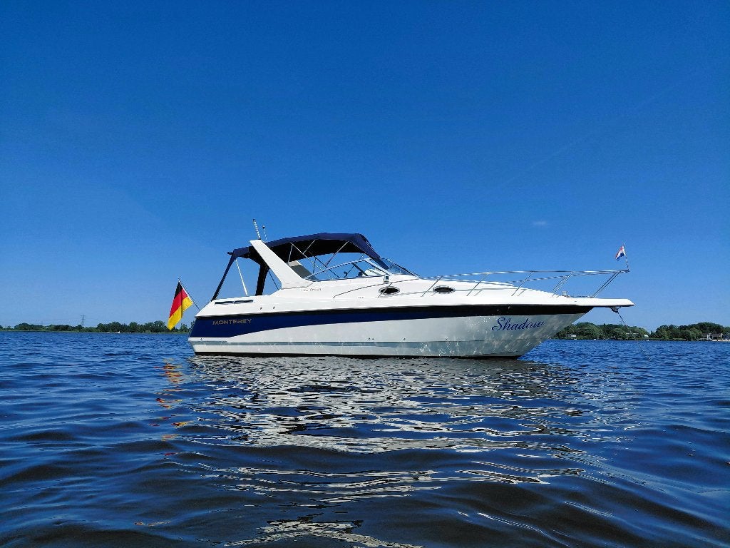 Motorboot | Monterey | Boegschroef | Uitgebreid gereviseerd, Gebruikt, Binnenboordmotor, 1.80 meter, Walstroom