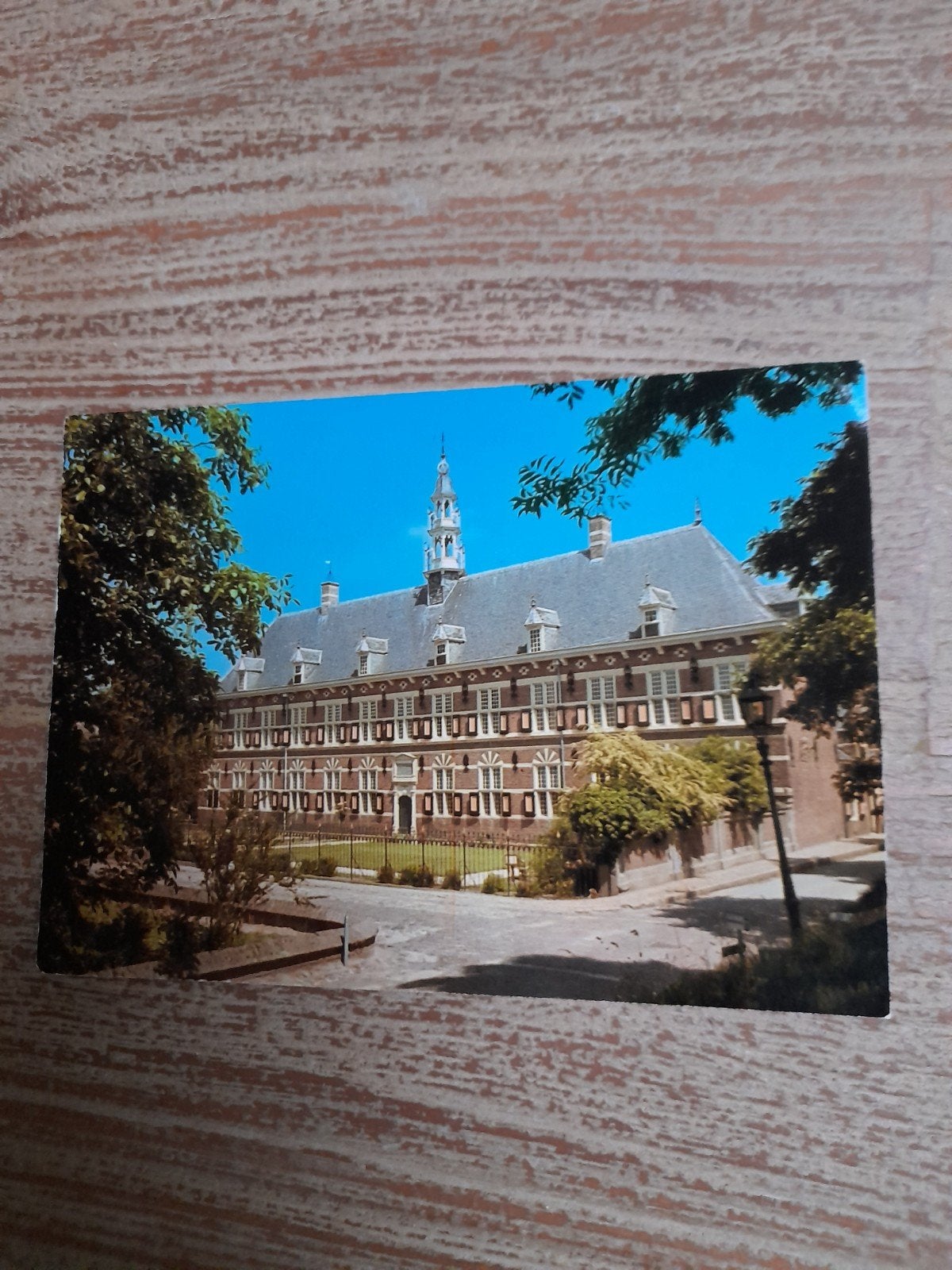 Fotoansichtkaart museum Kon.Marechaussee Buren, Verzenden, Marechaussee, Nederland, Foto of Poster