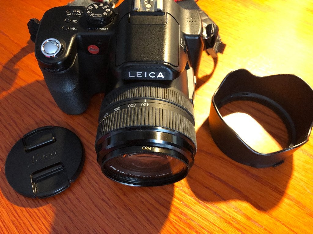 Leica v lux 1. In belachelijk mooie staat compleet met accu, Compact, 10 Megapixel, Ophalen of Verzenden, Zo goed als nieuw