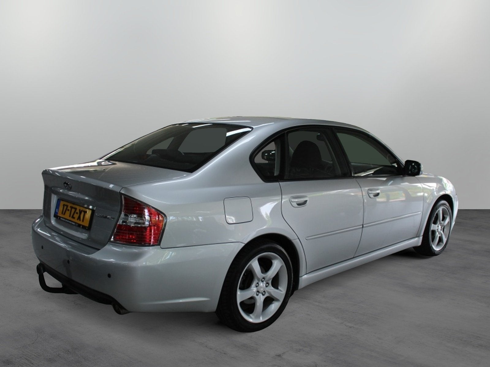 Subaru Legacy 2.0R Executive Automaat "YOUNGTIMER", Auto's, Subaru, Gebruikt, Zwart, Legacy, Automatische klimaatregeling