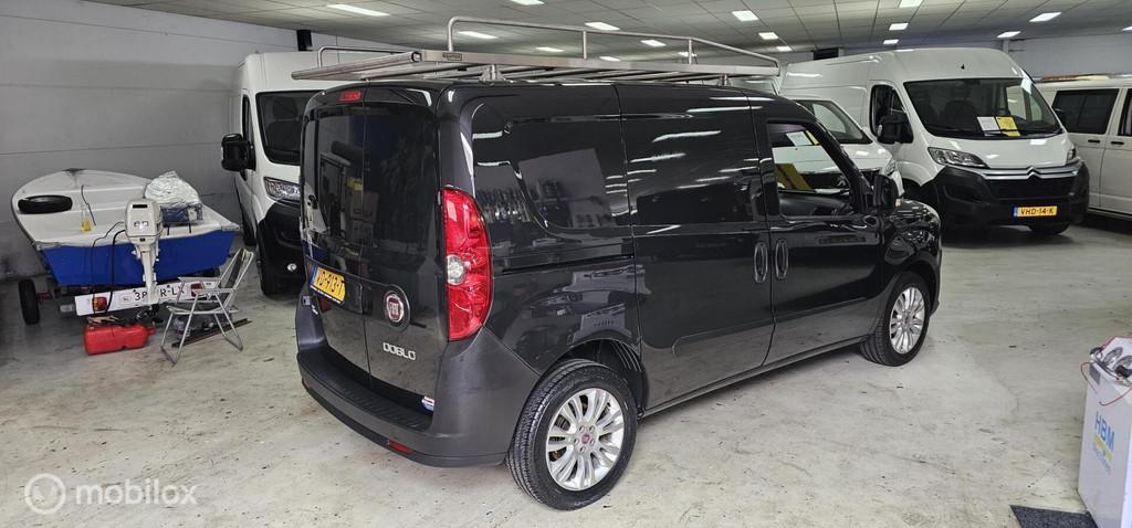Fiat Doblò Cargo 1.3 MultiJet SX, Auto's, Bestelauto's, Euro 5, Gebruikt, 4 cilinders, Bedrijf