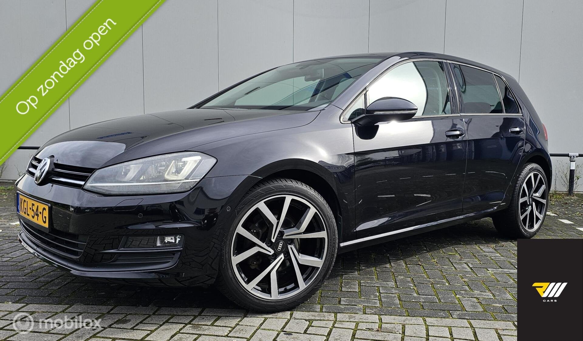 Volkswagen Golf 7 1.2 TSI Trendline, Auto's, Voorwielaandrijving, Euro 5, Gebruikt, Zwart