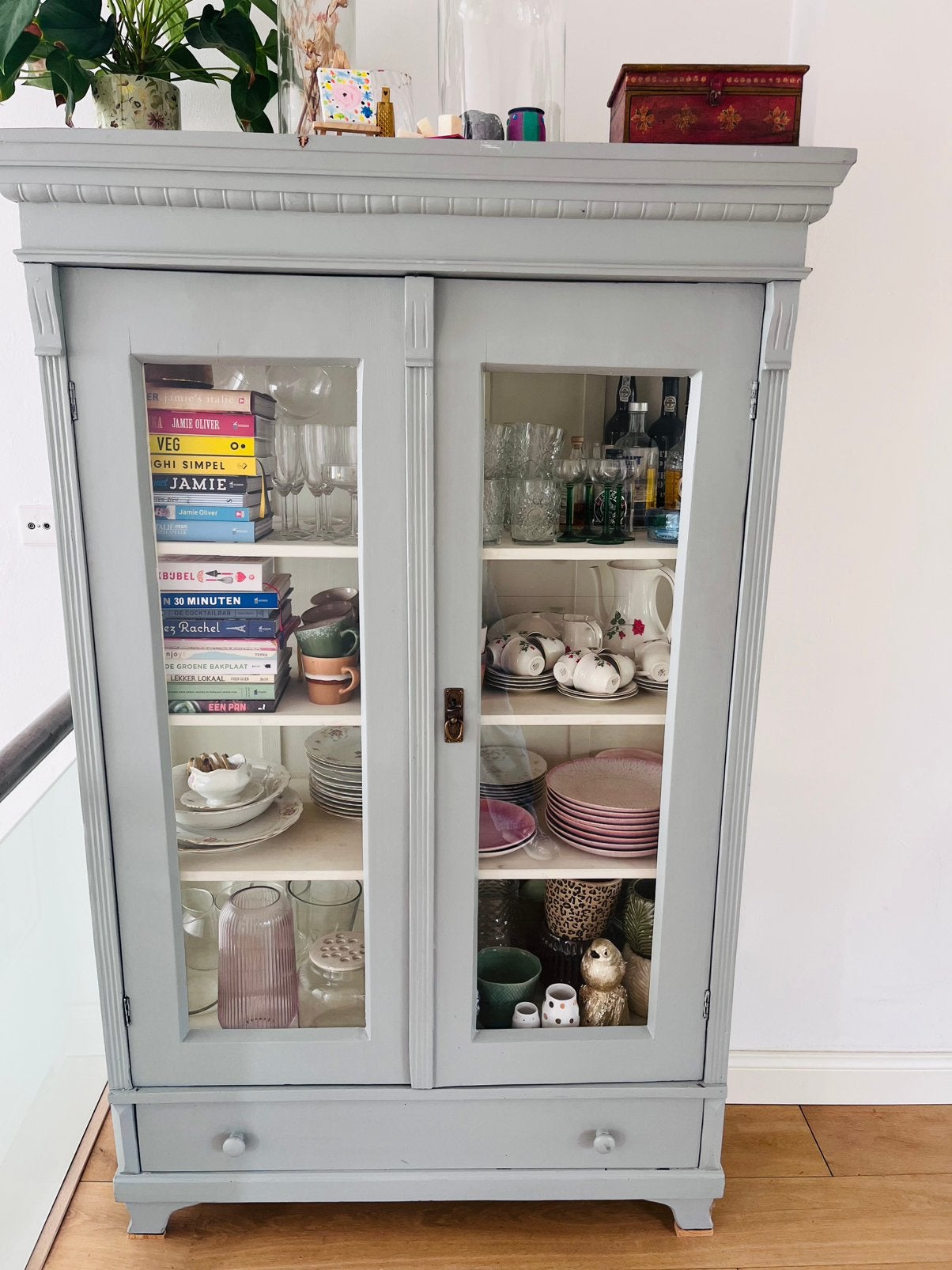 Brocante vitrine kast, Huis en Inrichting, Kasten | Vitrinekasten, Ophalen, Gebruikt, 50 tot 100 cm, 150 tot 200 cm