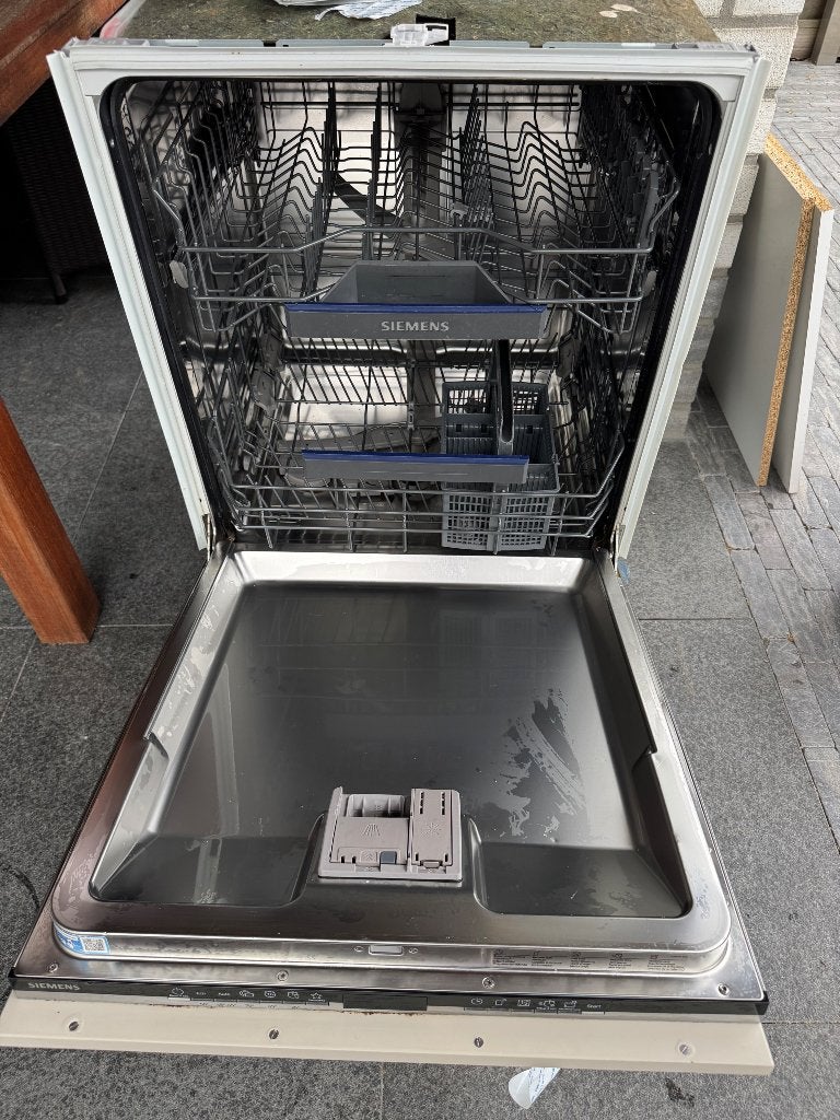 Siemens vaatwasser, Witgoed en Apparatuur, Vaatwasmachines, Ophalen, Minder dan 85 cm, Zo goed als nieuw, Inbouw