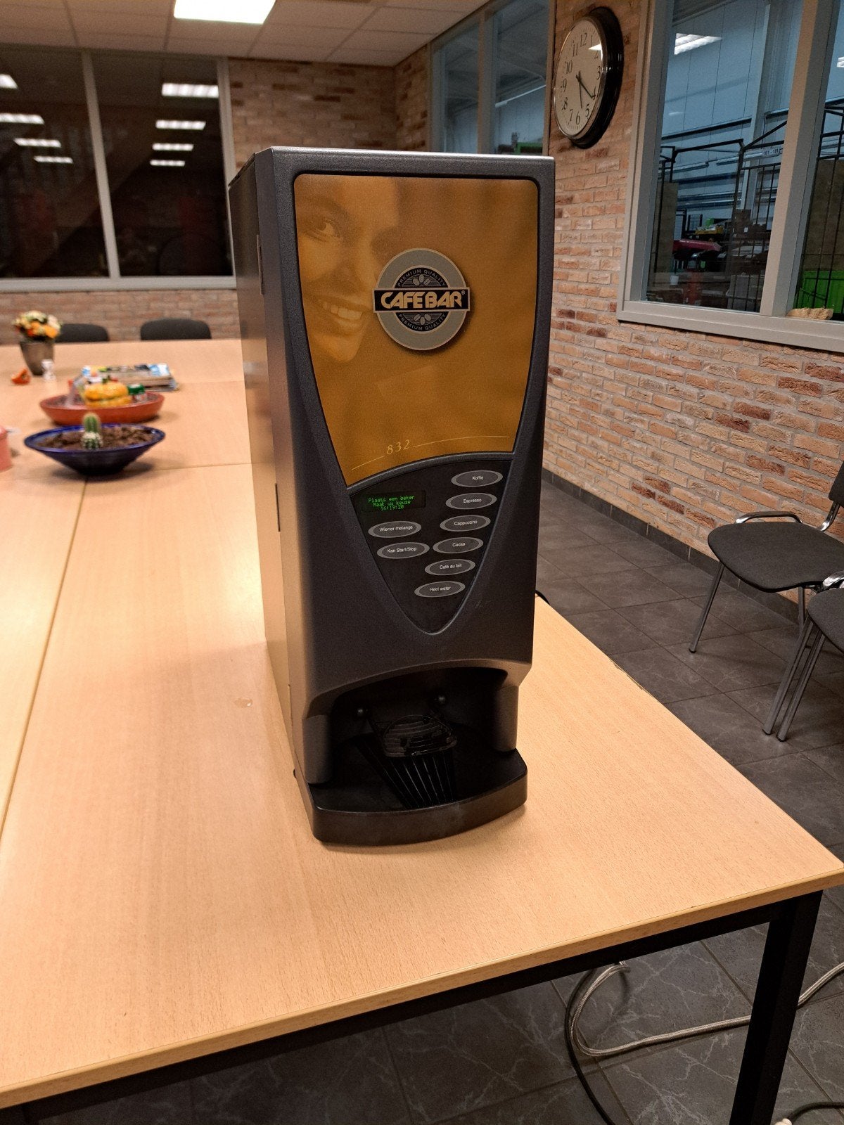 Koffieautomaat Cafebar CB 832 instant koffie, Witgoed en Apparatuur, Ophalen, Gebruikt, Overige typen, 10 kopjes of meer