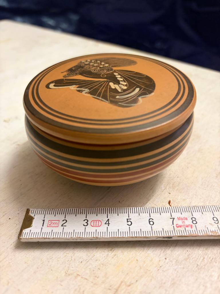 Prachtig gaaf terracotta doosje met deksel - Etruskische sti, Ophalen