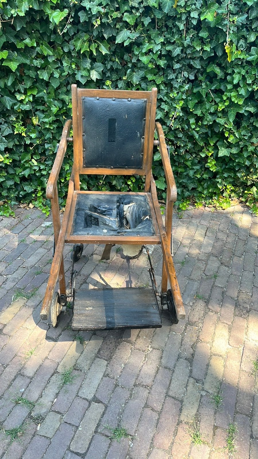 Oude antieke/ vintage draagstoel/ rolstoel, Ophalen