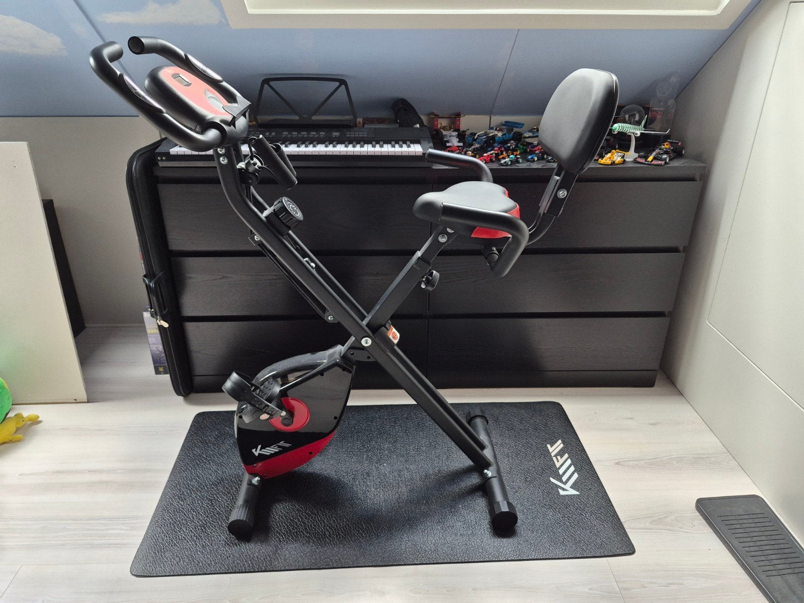 Opklapbare/opvouwbare Hometrainer 2-in-1 met LCD scherm, Ophalen, Zo goed als nieuw, Benen, Hometrainer