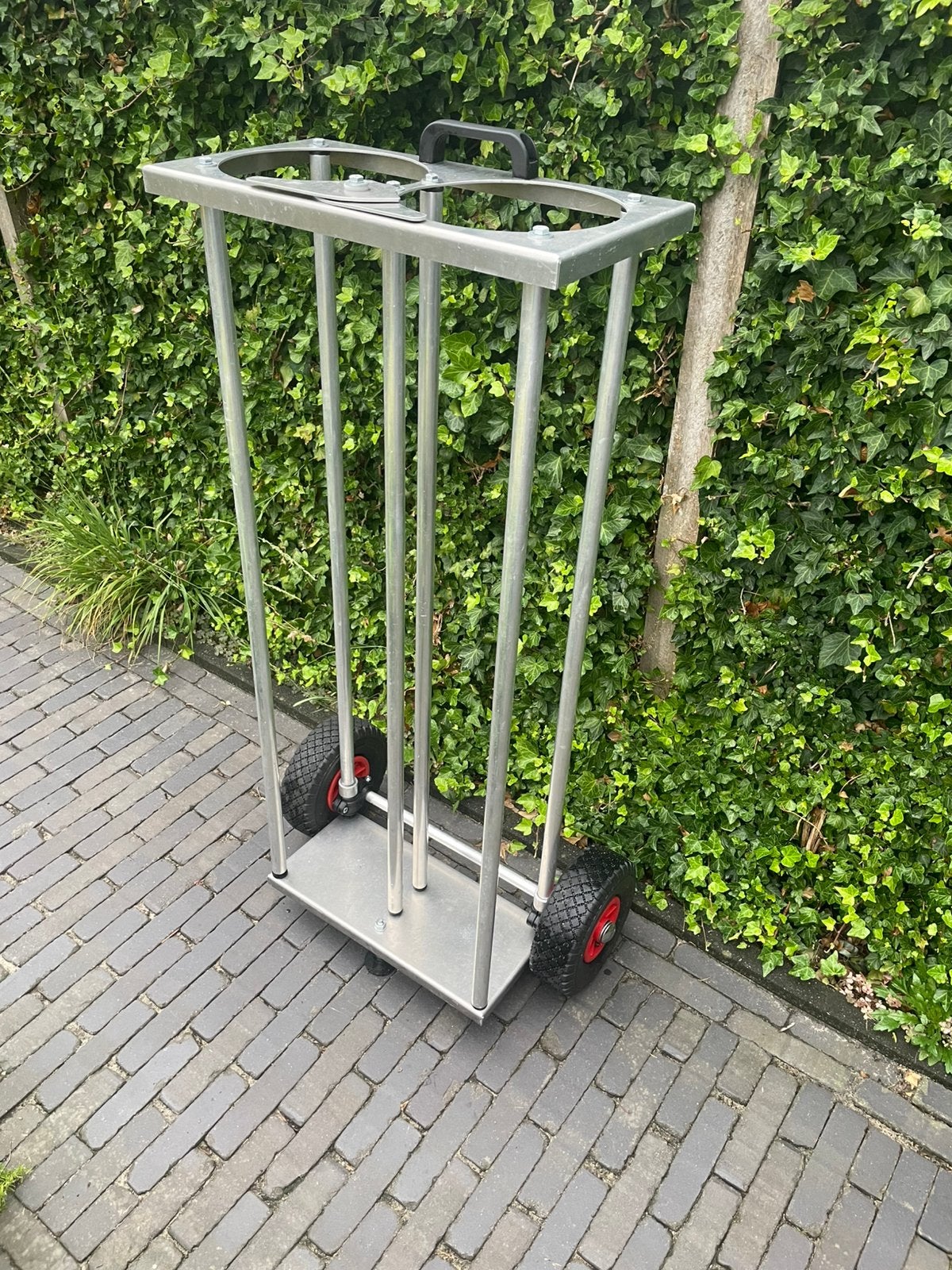 Ballenkar voor 10 ballen (Maat 5), Ophalen, Zo goed als nieuw, Clubaccessoires