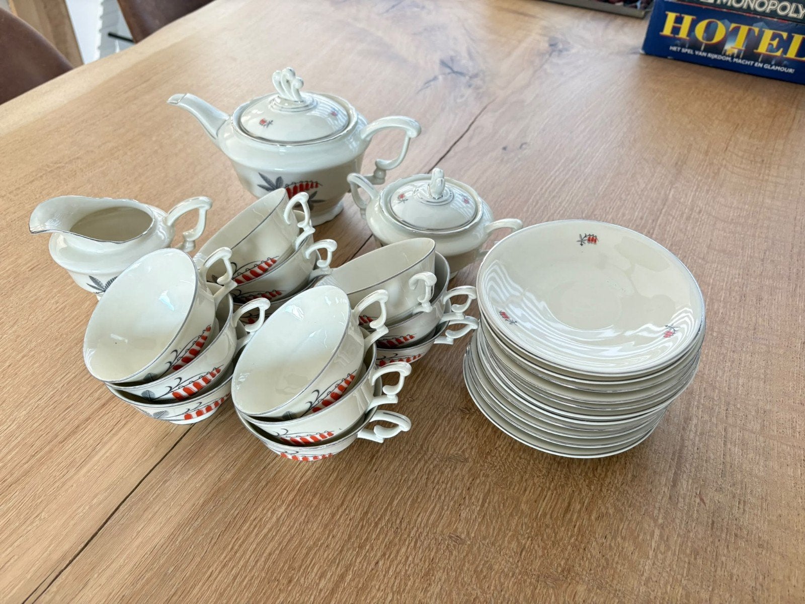 Vintage porseleinen servies, Made in Czechoslovakia, Antiek en Kunst, Ophalen