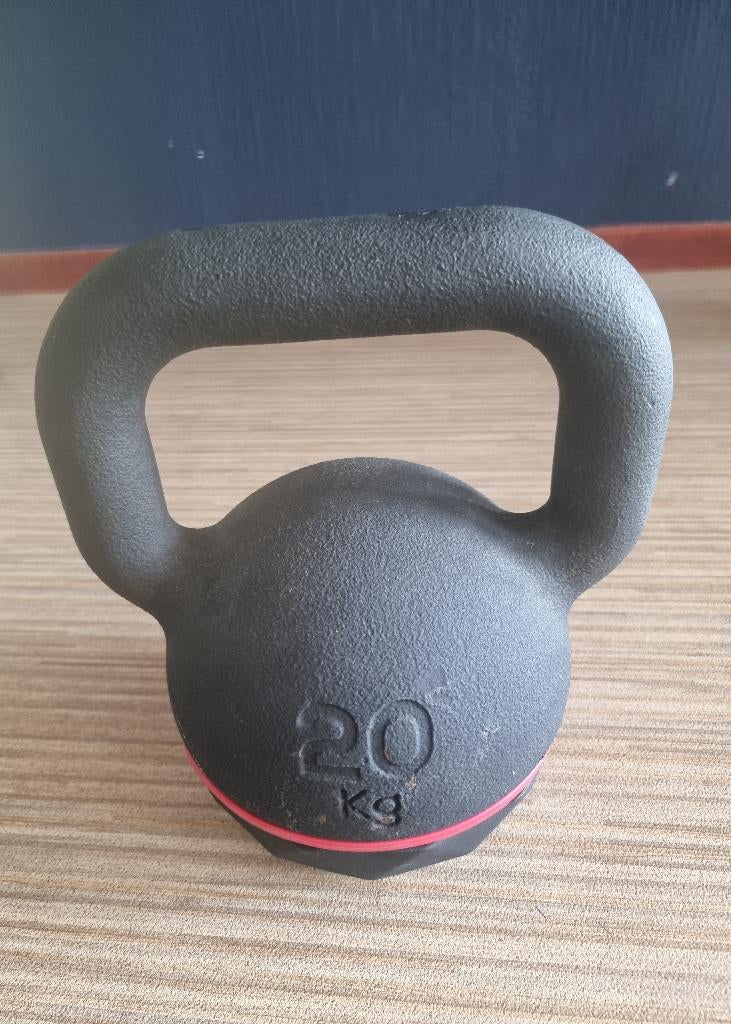 Domyos kettlebell 20kg, Sport en Fitness, Fitnessmaterialen, Ophalen, Zo goed als nieuw, Kettlebell