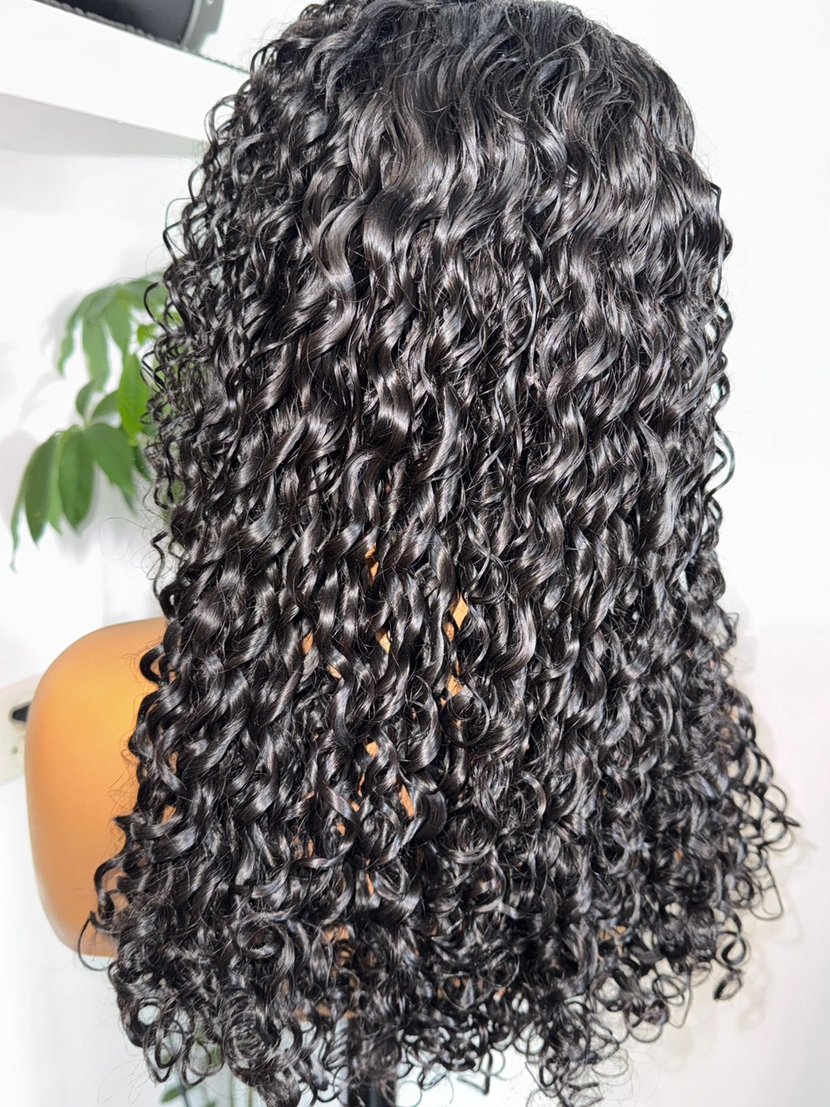 18 inch Moana Krullen 100% Echt Haar 5x5 HD Closure Pruik, Ophalen of Verzenden, Nieuw, Pruik of Haarverlenging