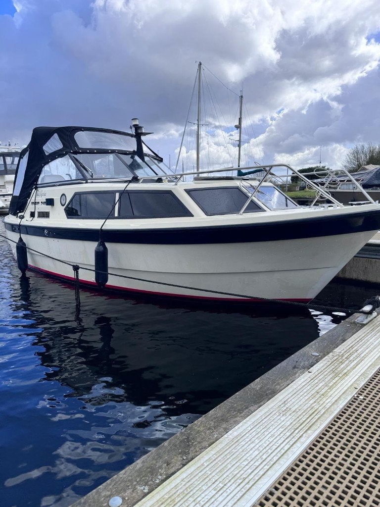 CARAT 7400, Watersport en Boten, Ophalen, Overige merken, Gebruikt, Binnenboordmotor