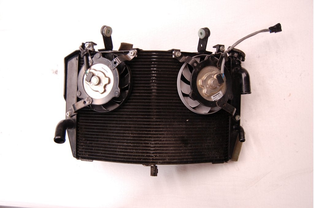 Radiateur koeling R1 2007 2008 RN19 RN 19, Niet ingevuld, Gebruikt, Niet ingevuld, Ophalen of Verzenden