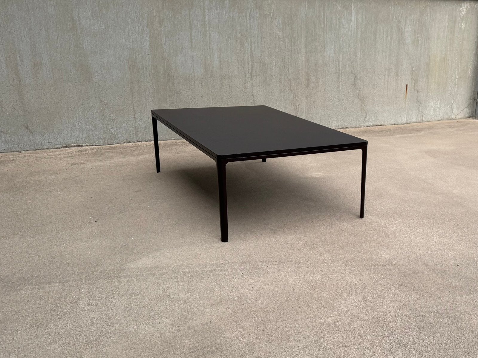 VITRA salontafel 120x70 chocolat design Jasper Morrison, Overige materialen, 100 tot 150 cm, Zo goed als nieuw, Cassina roche bobois ligne roset baxter pastoe b&b italia
