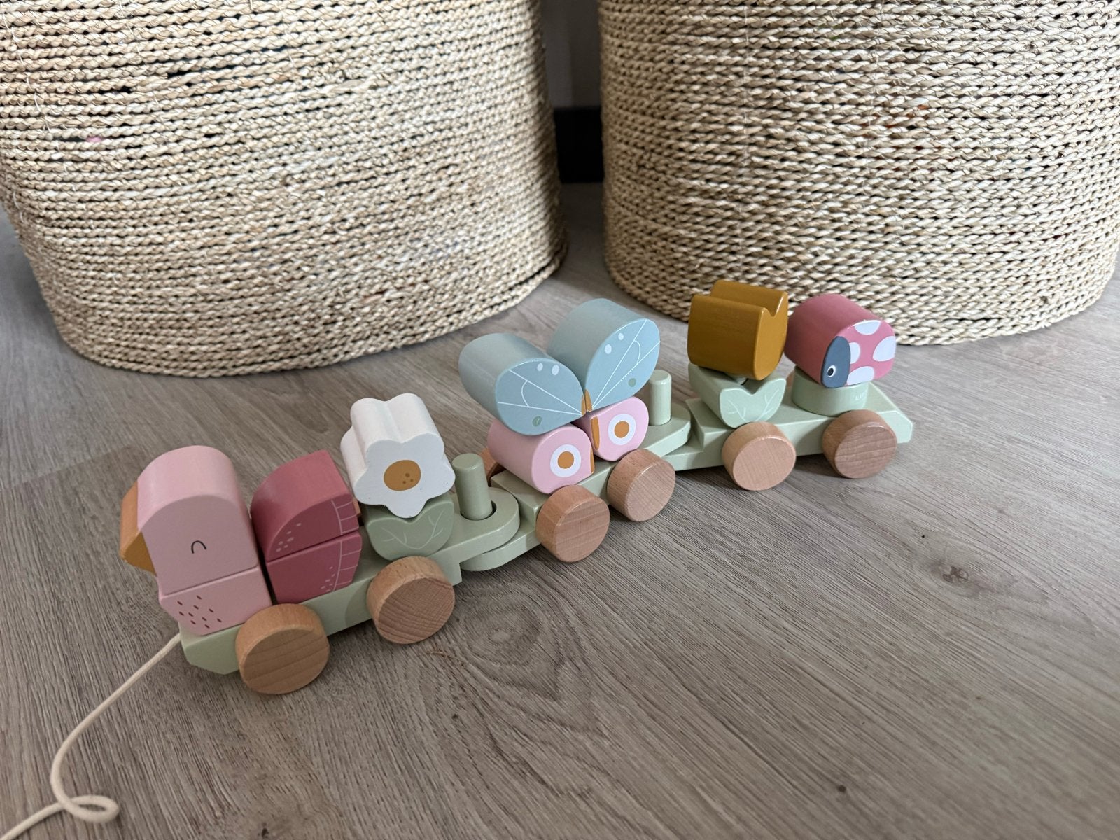 Little Dutch speelgoed: trein, rammelaar, activiteitenkubus, Kinderen en Baby's, Speelgoed | Overig, Ophalen of Verzenden, Zo goed als nieuw