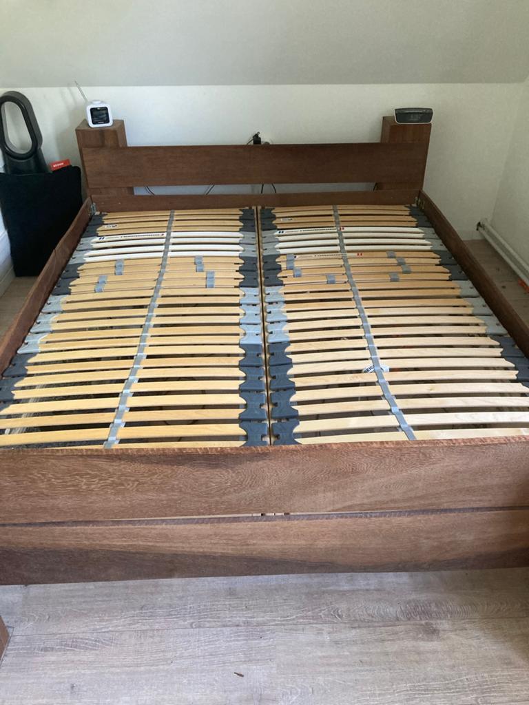 2 electrische lattenbodems 80x200, hoofd/voeten verstelbaar, Ophalen, Gebruikt, Eenpersoons