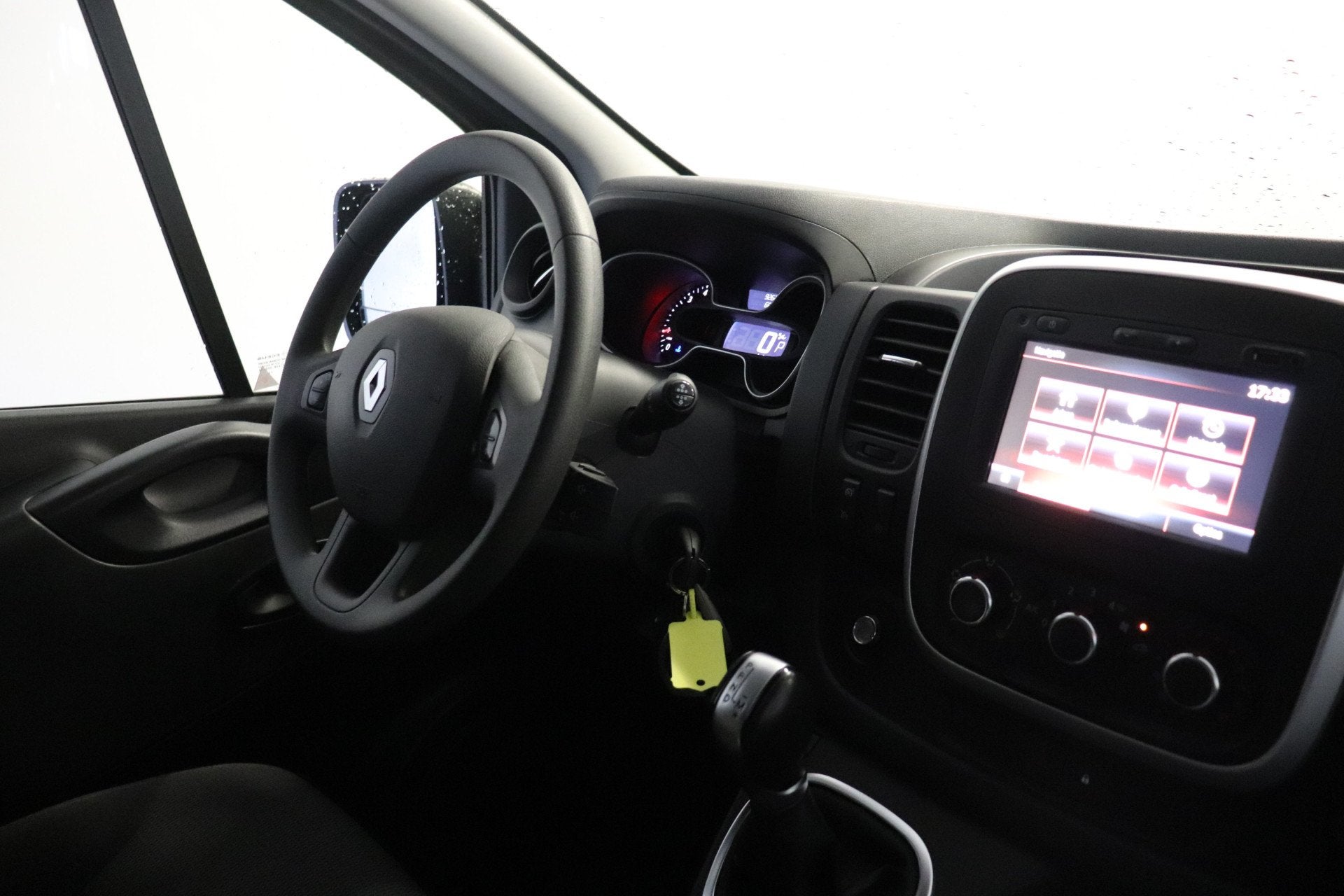 Renault Trafic 2.0 dCi 145PK Automaat 2x Schuifdeur EURO 6 -, 145 pk, Stof, Gebruikt, 4 cilinders