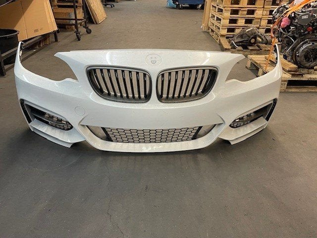 BMW F22 Facelift M  voor en achterbumper, Gebruikt, -, Voor, -