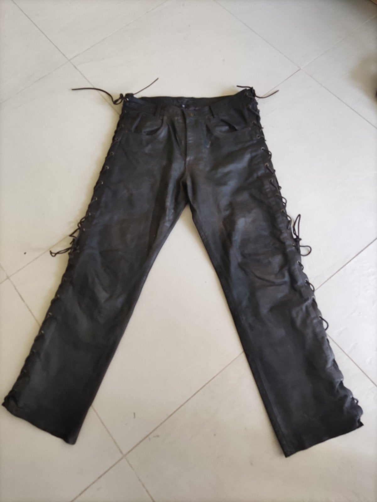 Zwarte leren broek met vetersluiting, Ophalen of Verzenden, Dames, Broek | leer