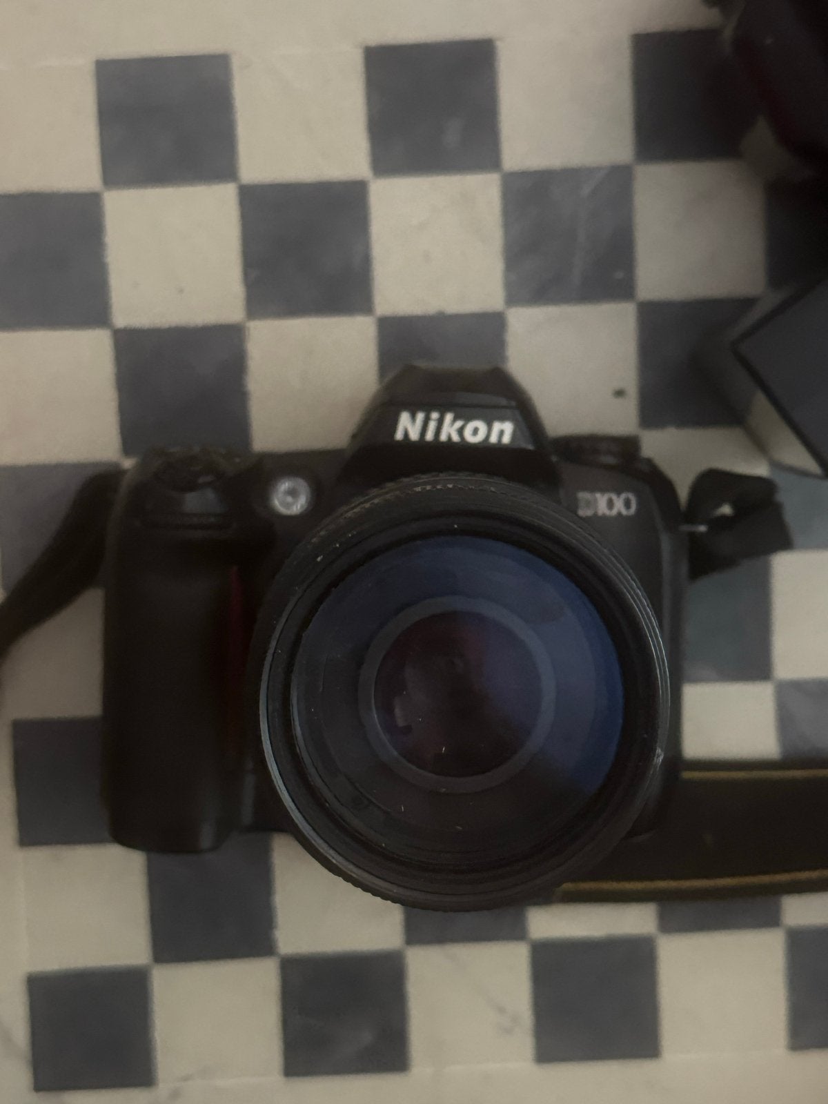 Nikon D100 Spiegelreflexcamera - Klassieke DSLR, Ingebouwde flitser, Gebruikt, Spiegelreflex, Ophalen of Verzenden